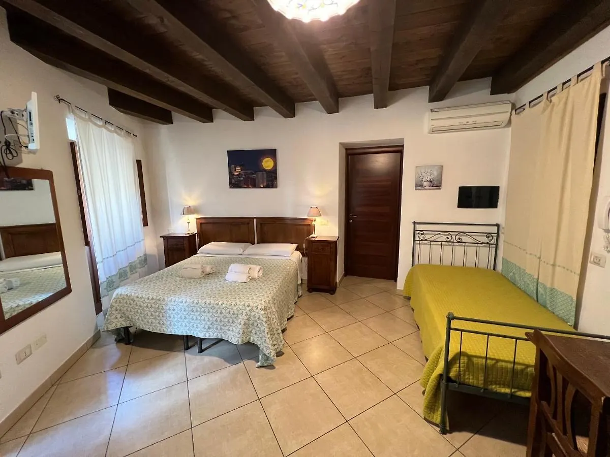 ** Guest house L'Antica Torre Caralis Holiday Cagliari Italy