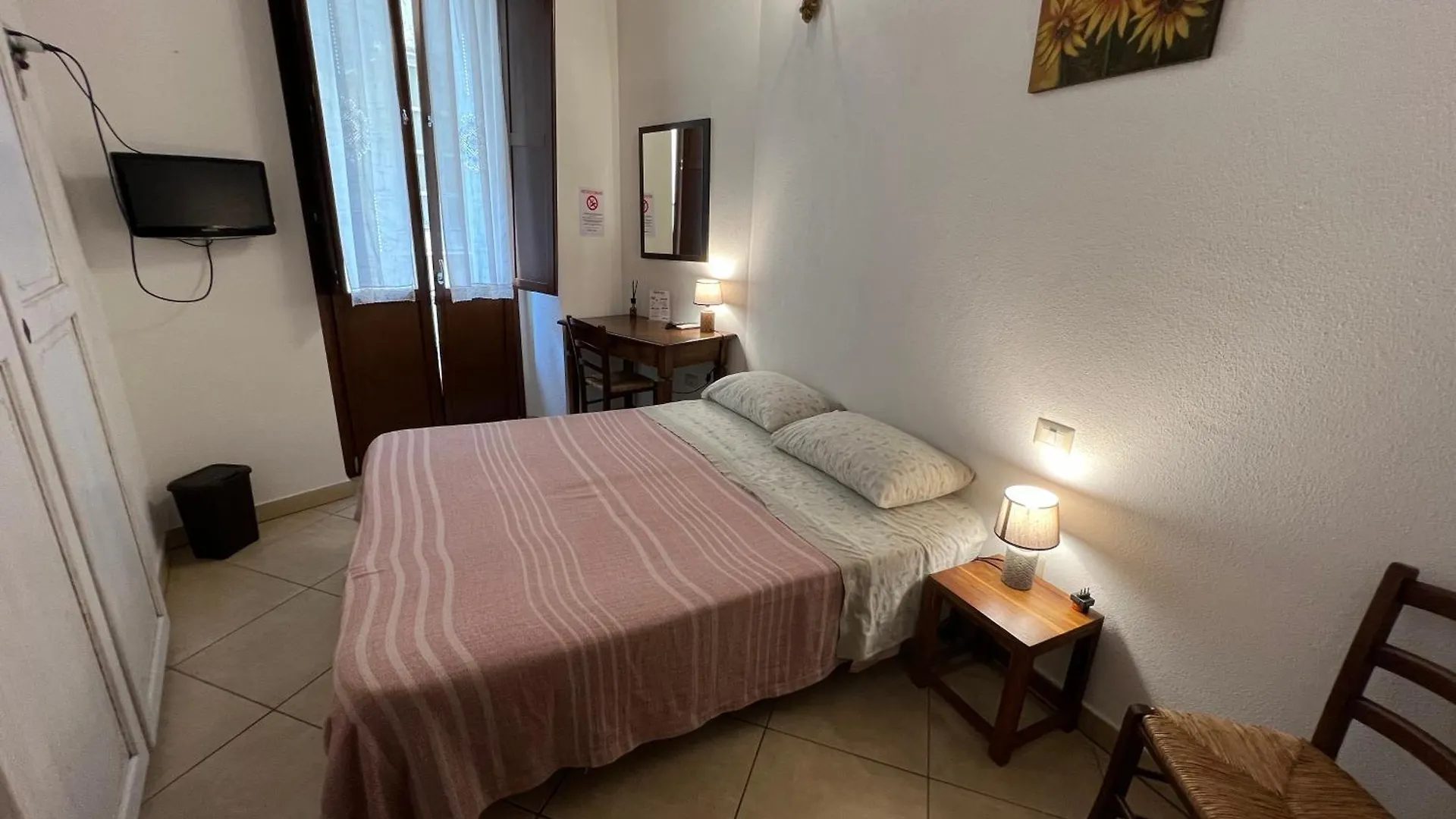 L'Antica Torre Caralis Holiday Cagliari 2*,  Italy